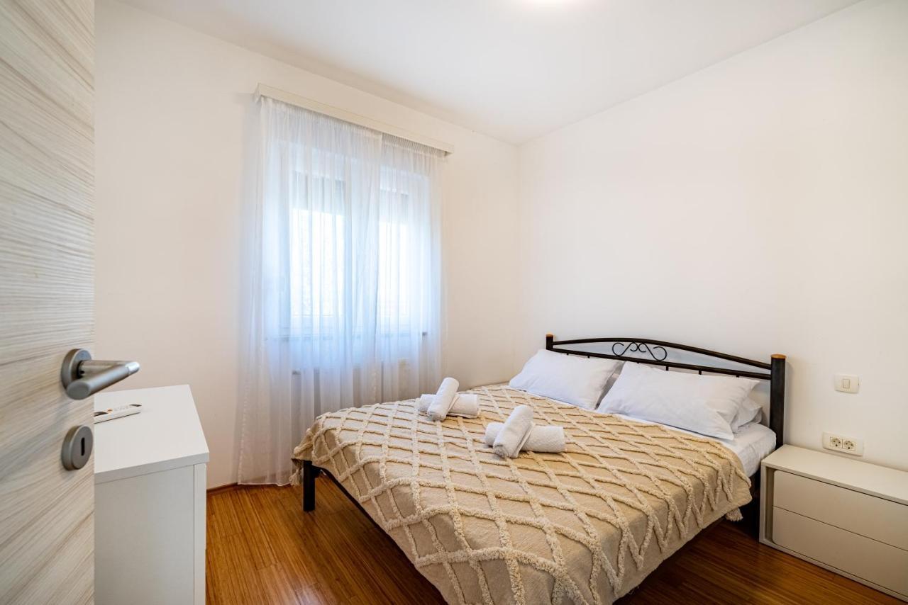 Rooftop Spa Apartment Trogir Exterior photo